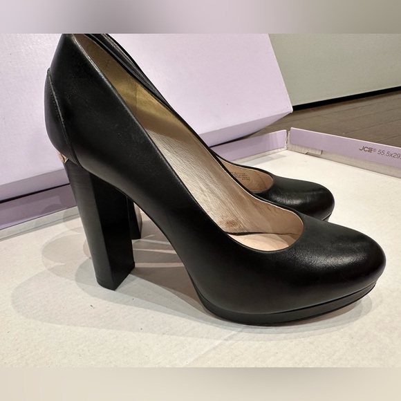 Michael Kors Chunky Heels - Picture 10 of 14